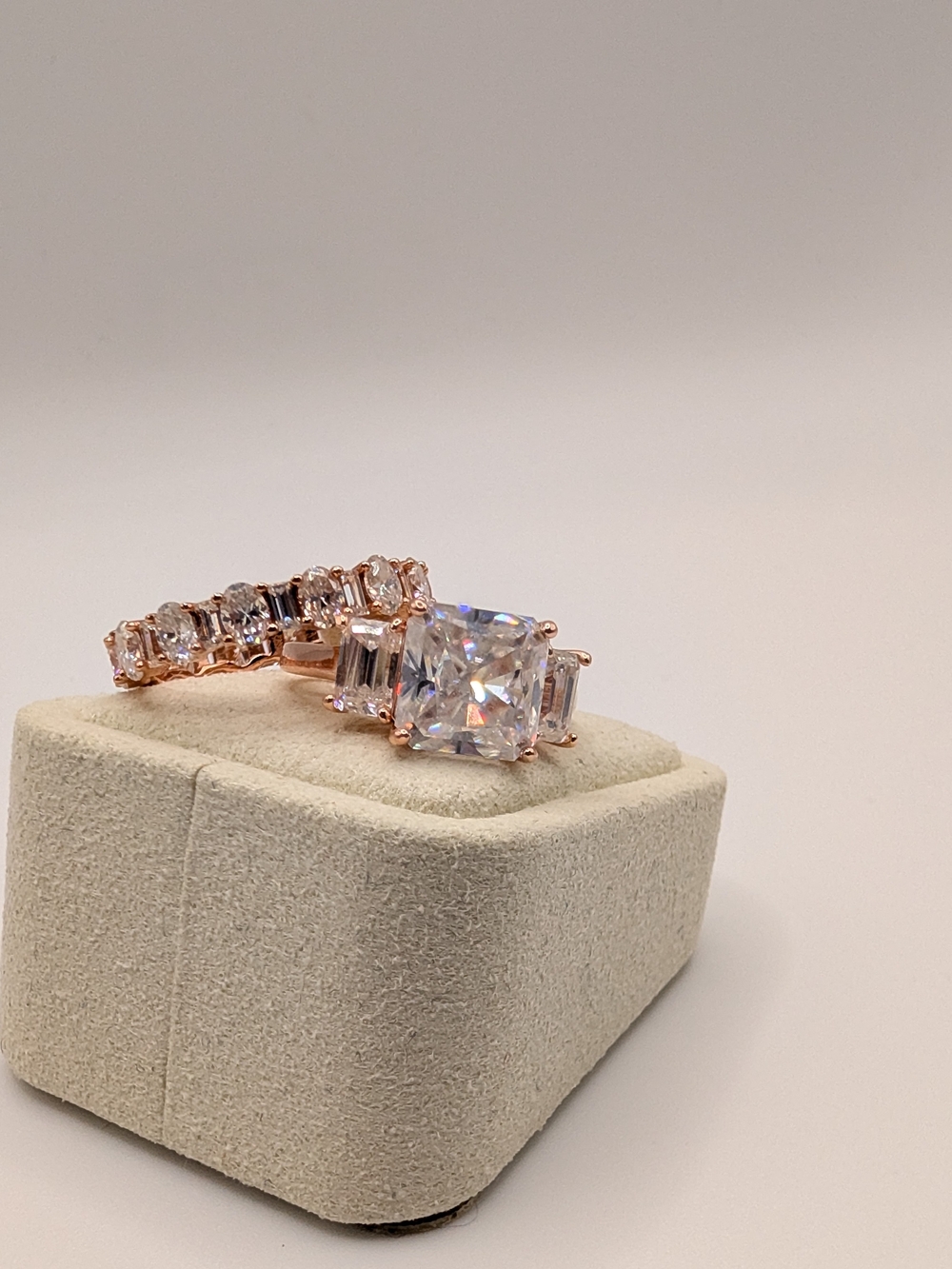 NWOT 10+ CTW Moissanite Wedding Ring Set Rose Gold over 925 Silver Sz 8